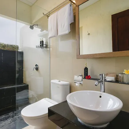 Bali Breezz Hotel